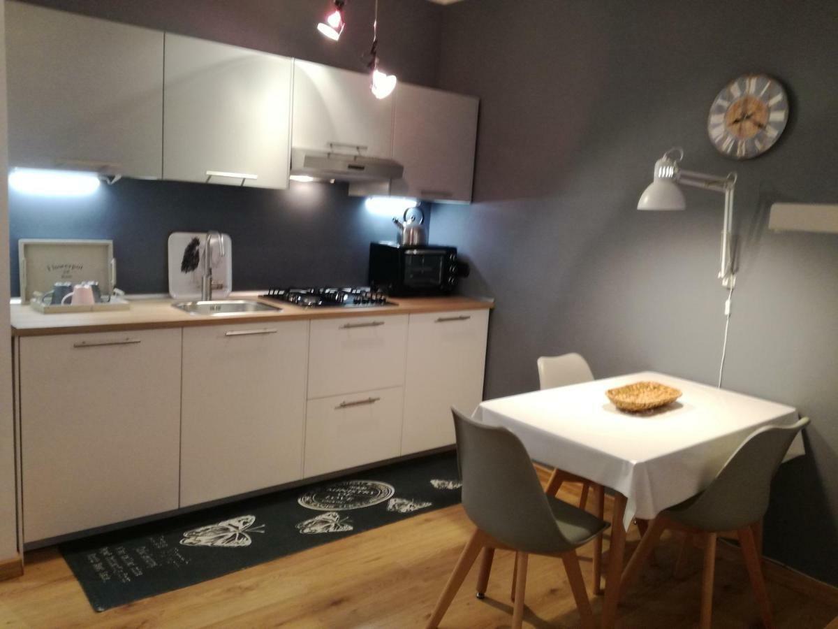 Apartamento Le Ammiraglie Savona Exterior foto